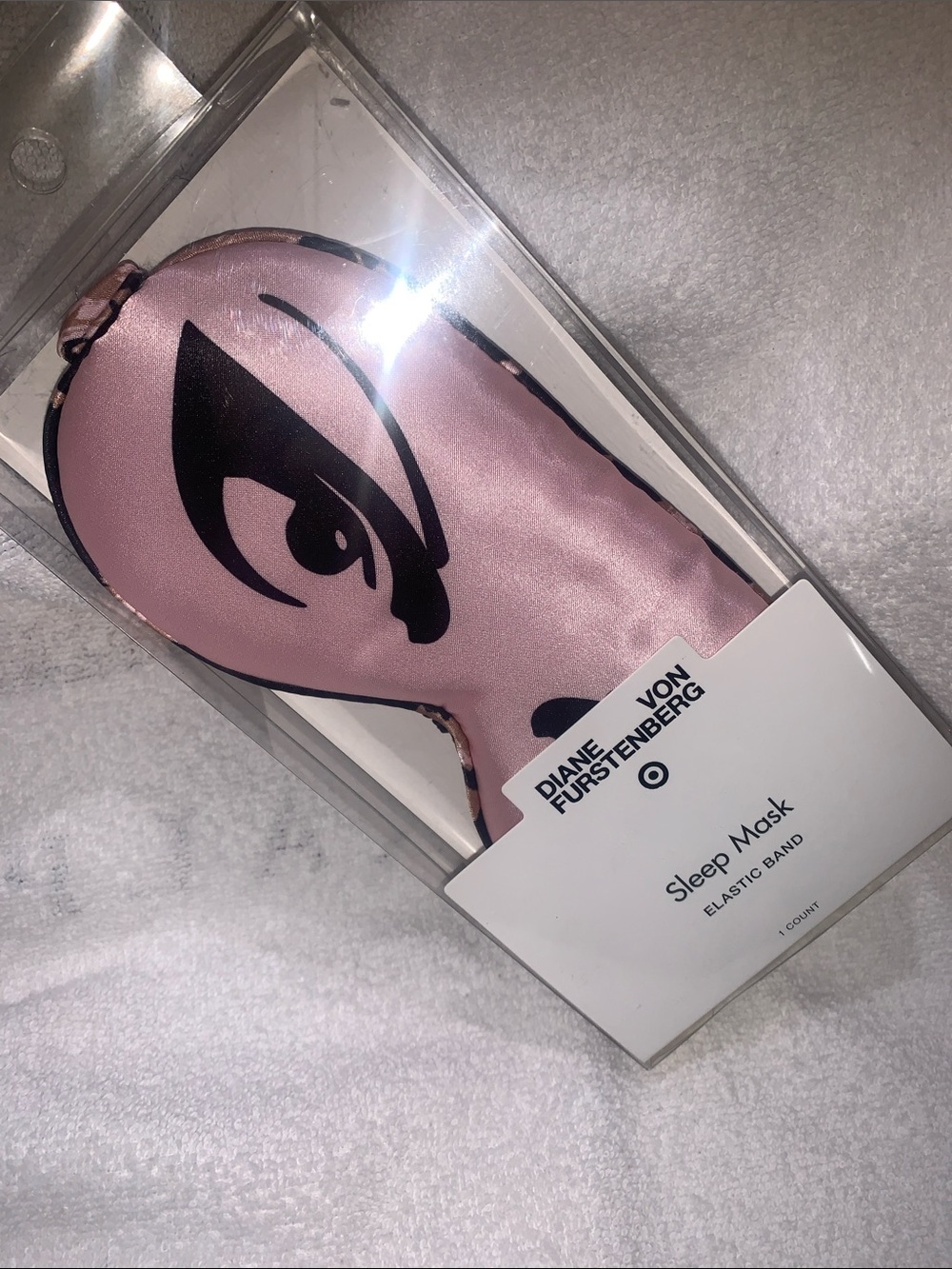 Diane Von Furstenberg Pink Sleep Mask with Skincare & Suncare Set - Picture 3 of 4